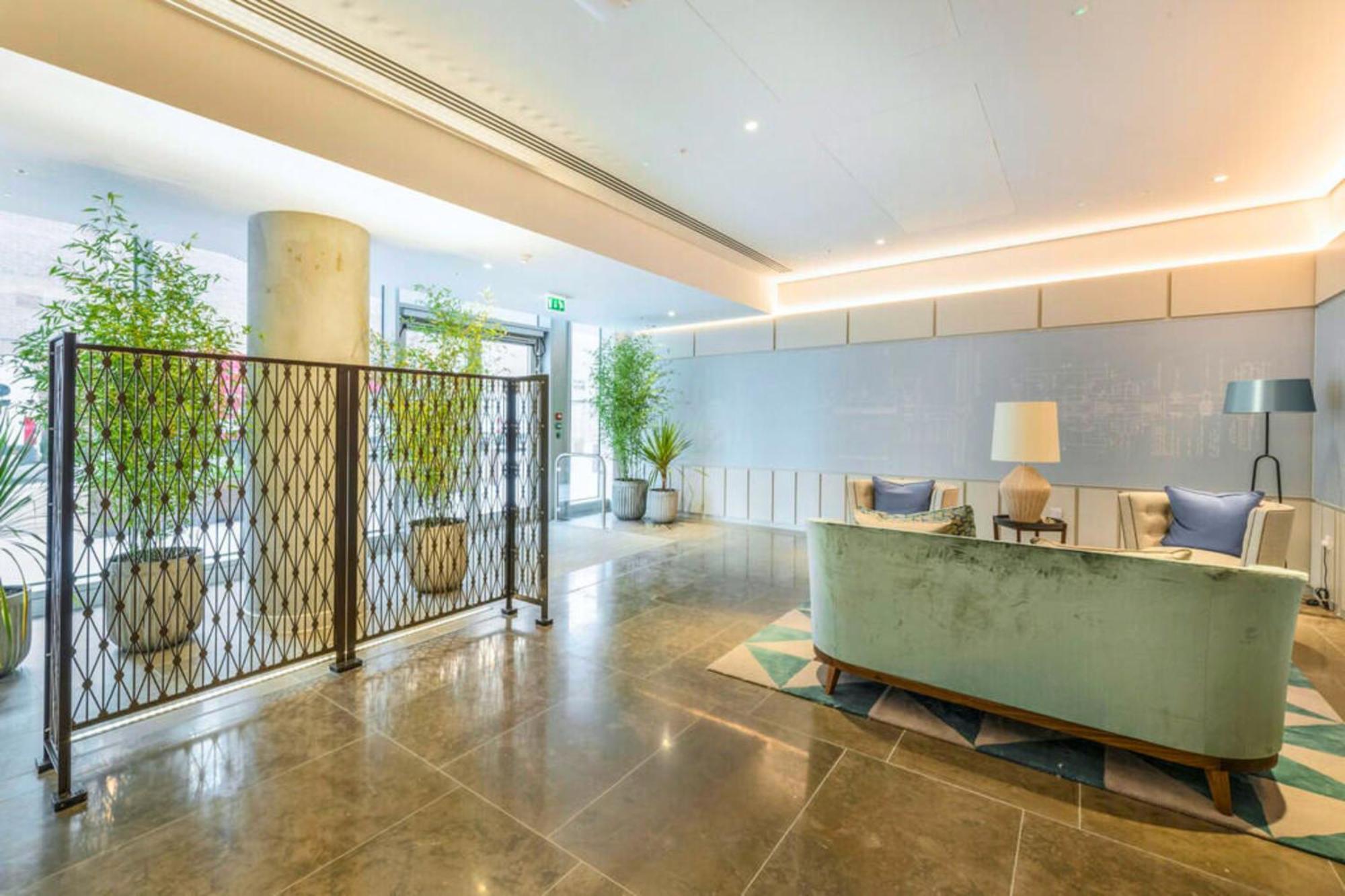 Battersea Power Station - Winter Garden Balcony & 1Gb Wifi - Luxurylondonstays Kültér fotó